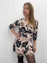 Carica l&#39;immagine nel visualizzatore di Gallery, Tubino jersey fiori drappeggio - abbigliamento - Stilosa
