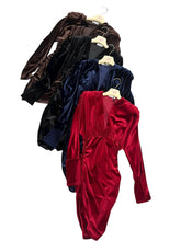 Carica l&#39;immagine nel visualizzatore di Gallery, Abito velluto scollo a V - abbigliamento - Stilosa
