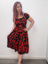 Carica l'immagine nel visualizzatore di Gallery, Abito floreale rose colorate - abbigliamento - Stilosa
