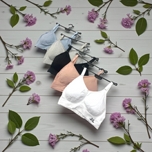 Carica l'immagine nel visualizzatore di Gallery, Top spallina regolabile H744-5 - Calze -
