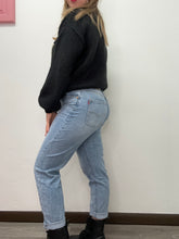 Carica l&#39;immagine nel visualizzatore di Gallery, JEANS NEW MOM FIT CURVY - abbigliamento - Stilosa
