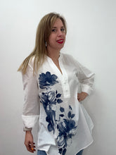 Carica l&#39;immagine nel visualizzatore di Gallery, Blusa scollo V e stampa - abbigliamento - Jiveley
