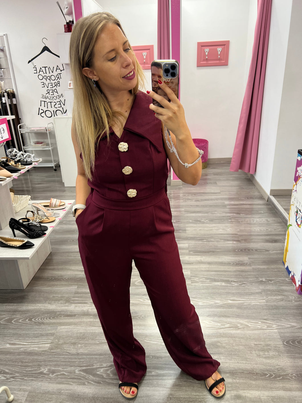 Tuta con 3 bottoni e colletto - abbigliamento - Stilosa