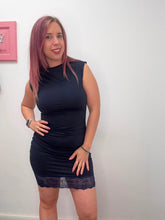 Carica l'immagine nel visualizzatore di Gallery, Tubino jersey ripreso con fondo in pizzo - abbigliamento - Stilosa
