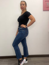 Carica l&#39;immagine nel visualizzatore di Gallery, Jeans sfrangiato curvy MOM - abbigliamento - Stilosa
