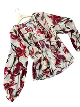 Carica l'immagine nel visualizzatore di Gallery, Camicia con rouches - abbigliamento - Artigli
