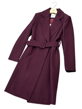 Carica l'immagine nel visualizzatore di Gallery, Cappotto con cintura lungo - abbigliamento - Artigli
